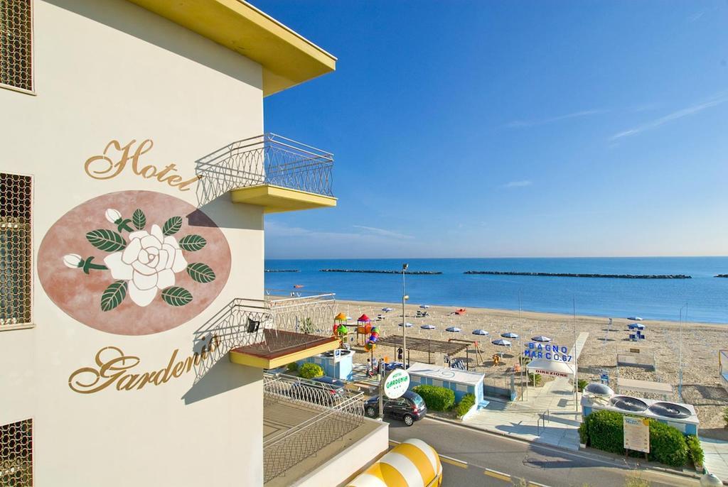 Hotel Gardenia Беллария-Иджеа-Марина Экстерьер фото