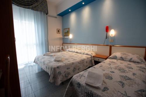 Hotel Gardenia Беллария-Иджеа-Марина Экстерьер фото